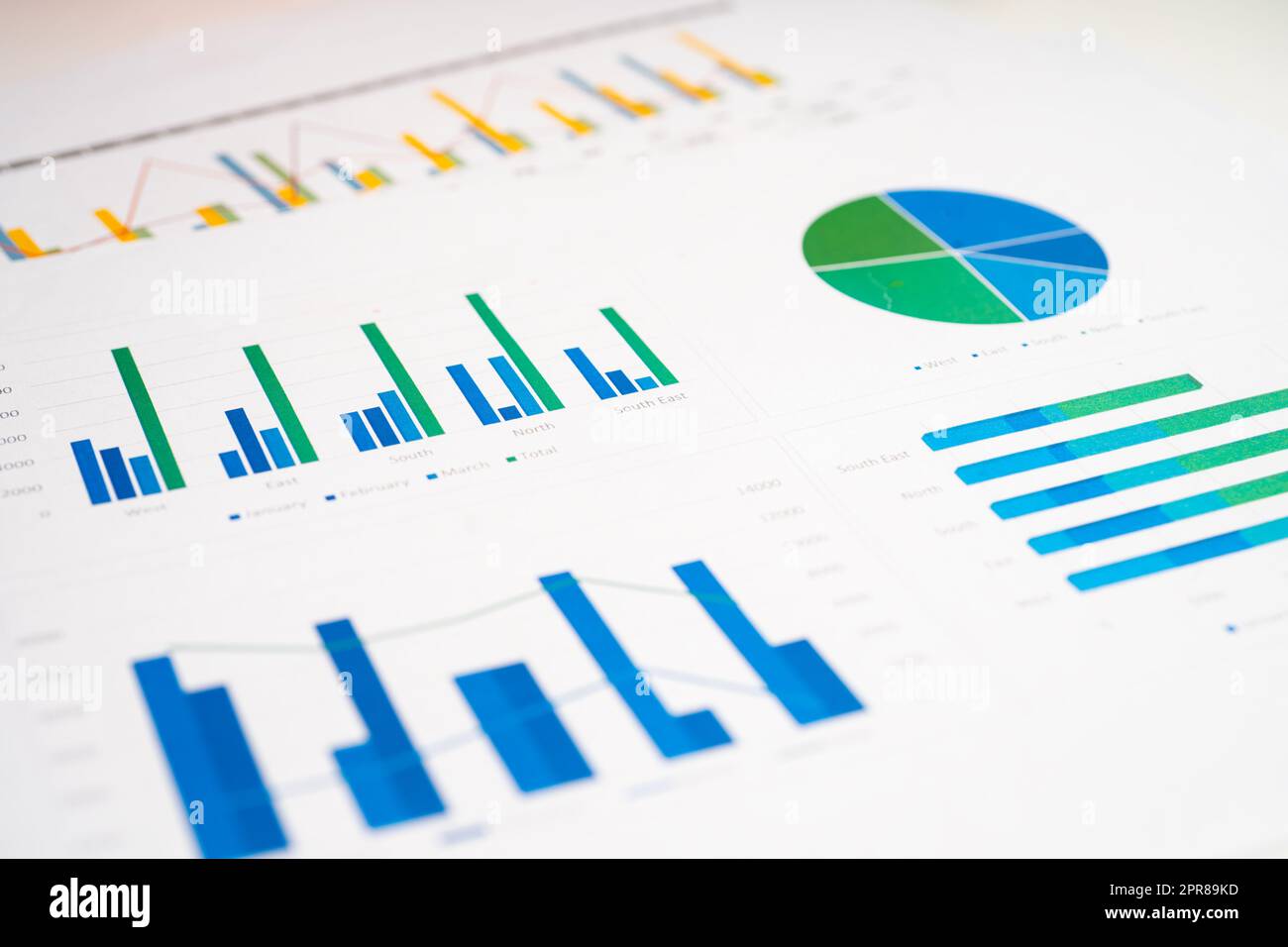 Financial data stock market statistics hi res stock photography and Financial data stock market statistics hi res stock photography and