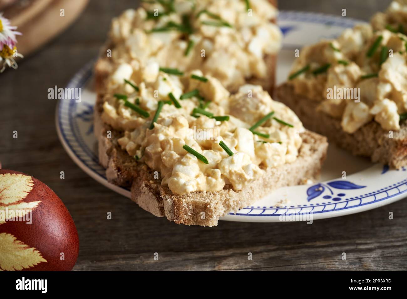 Slices of bread with spread made from hardboiled Easter eggs and