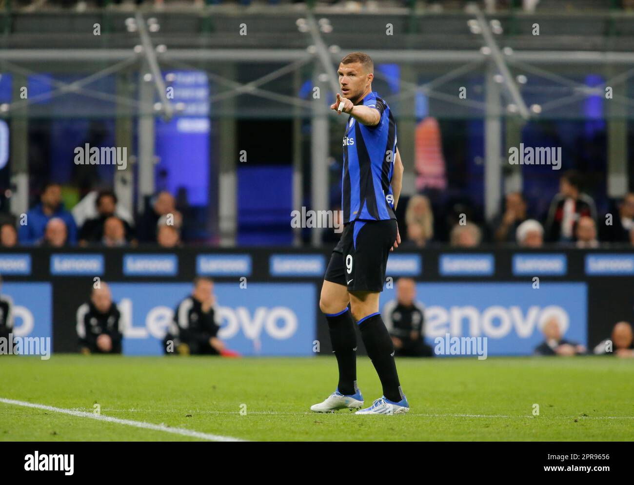 Marko Grujic of Porto and Edin Dzeko of Inter during the UEFA Champions  League, Round of 16, 2nd leg football match between FC Porto and FC  Internazionale on March 14, 2023 at