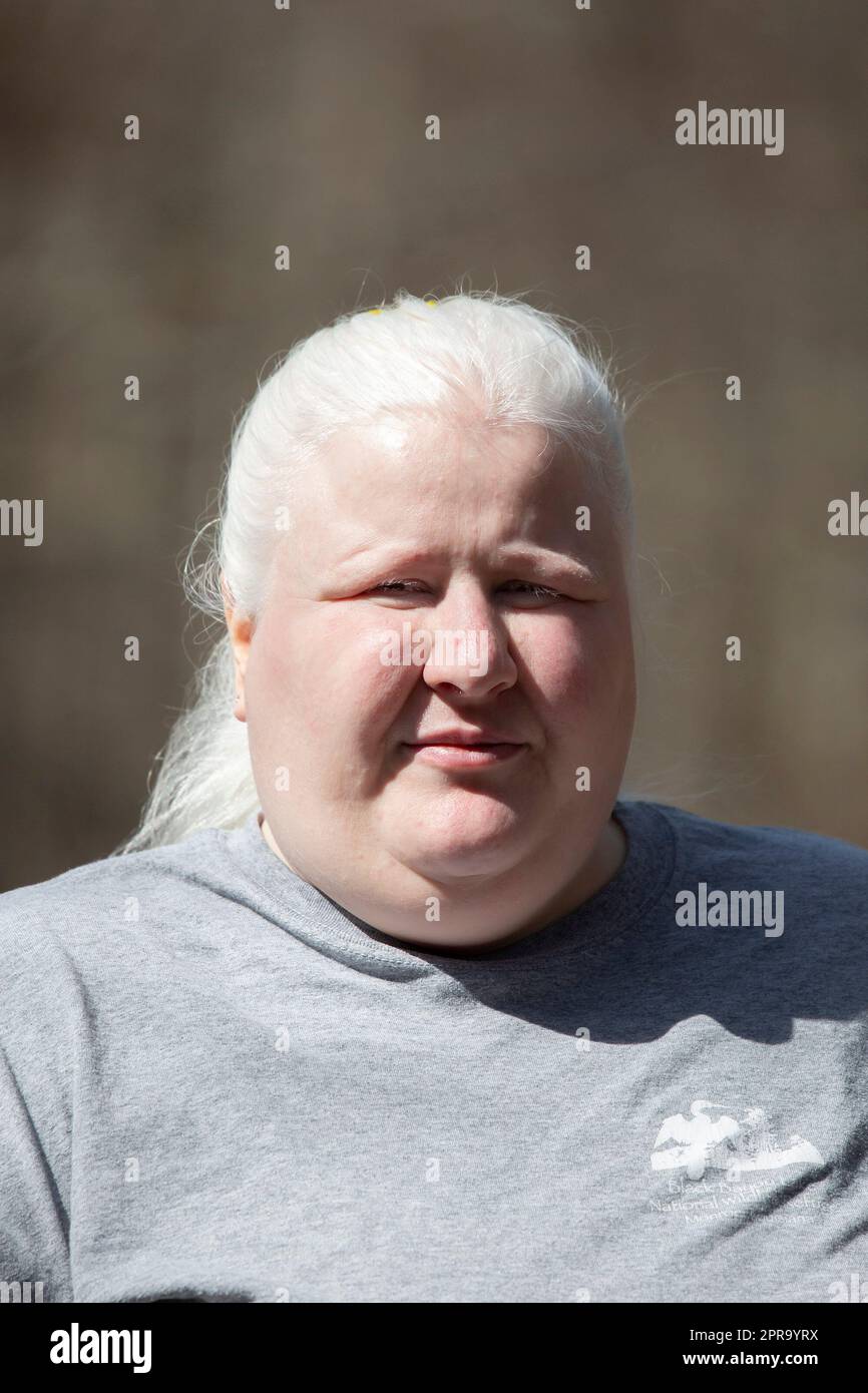 Woman smile outside hi-res stock photography and images - Alamy
