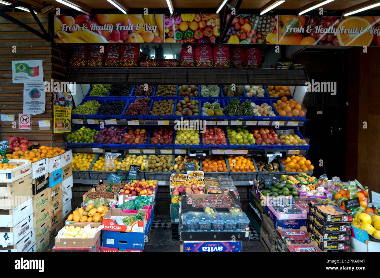 Grocery shop green lanes hires stock photography and images Alamy