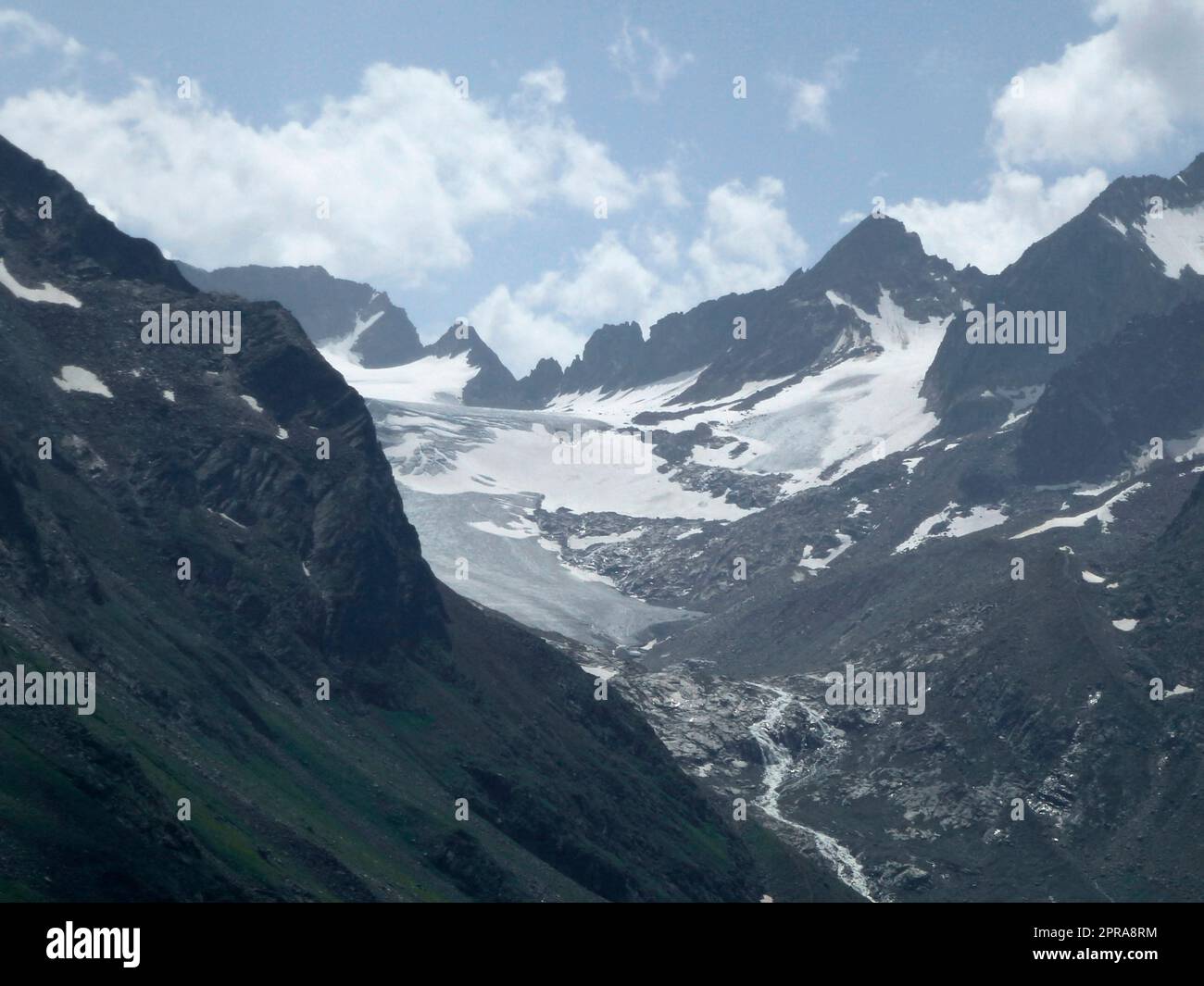 Alpeiner Ferner glacier at Stubai high-altitude hiking trail, lap 2 in Tyrol, Austria Stock Photo