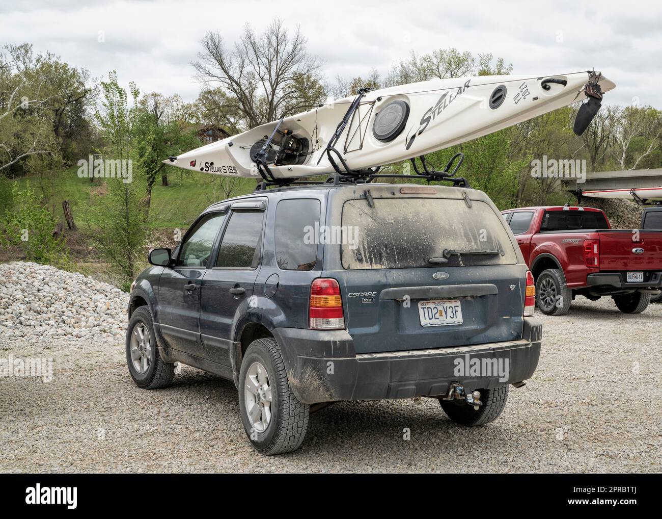 Kayak roof racks hi res stock photography and images Alamy