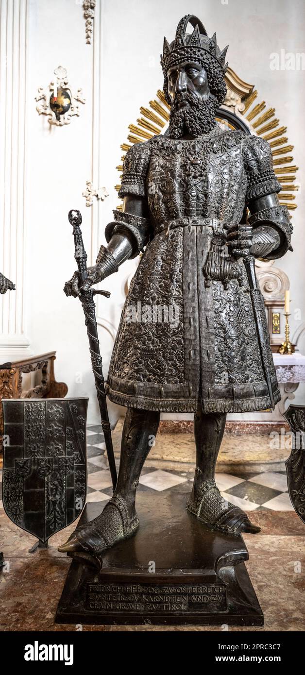 Frederick IV of the Empty Pockets bronze statue at the Hofkirche museum in Innsbruck for Emperor Maximilian I. Stock Photo