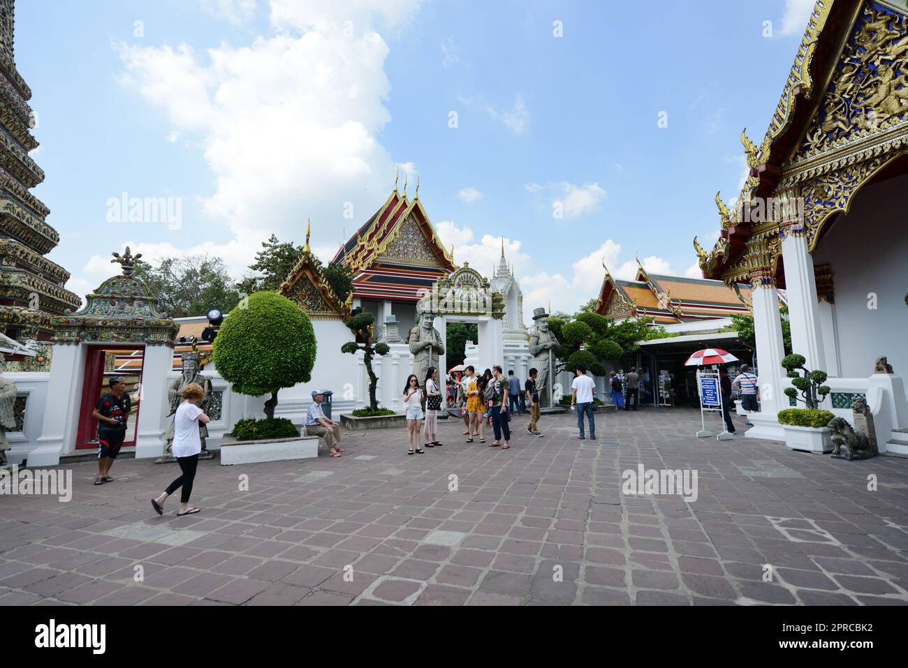 Wat Pho temple in Bangkok, Thailand Stock Photo - Alamy