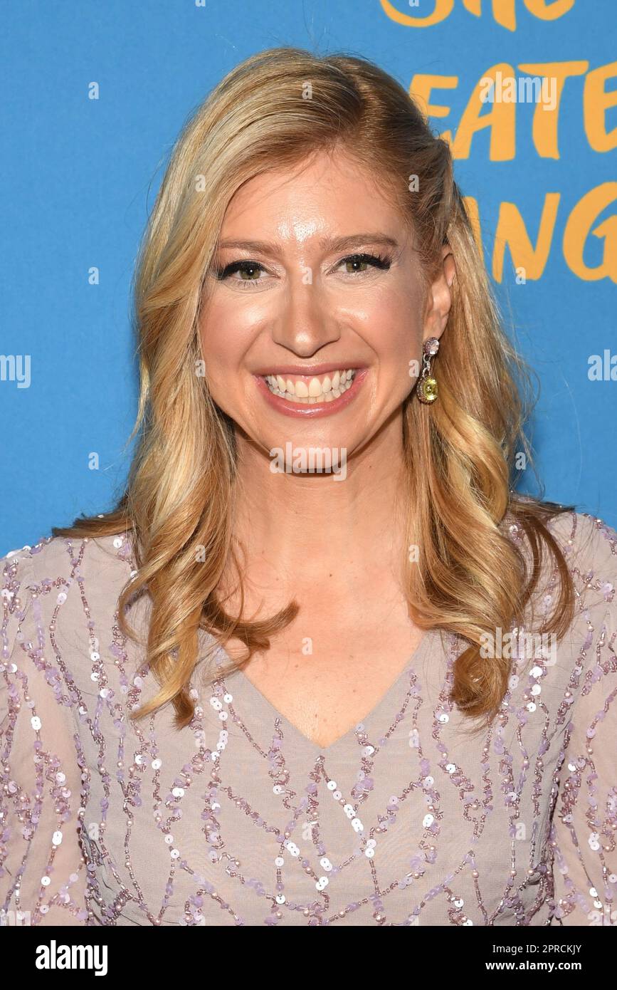 Sara eisen hi-res stock photography and images - Alamy