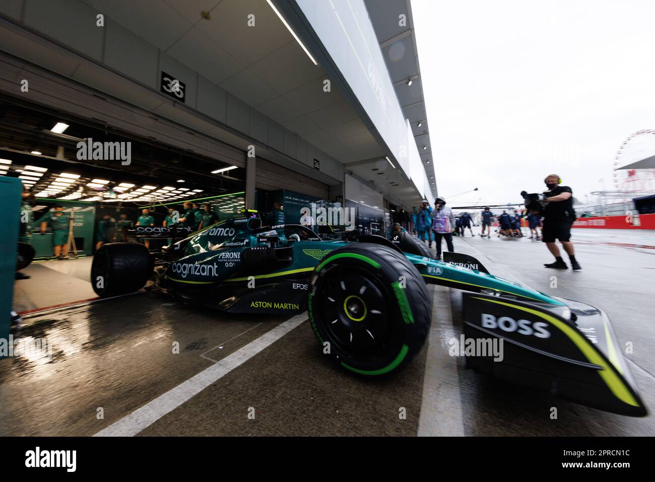 Why Vettel Always Bows to the suzuka Crowd
