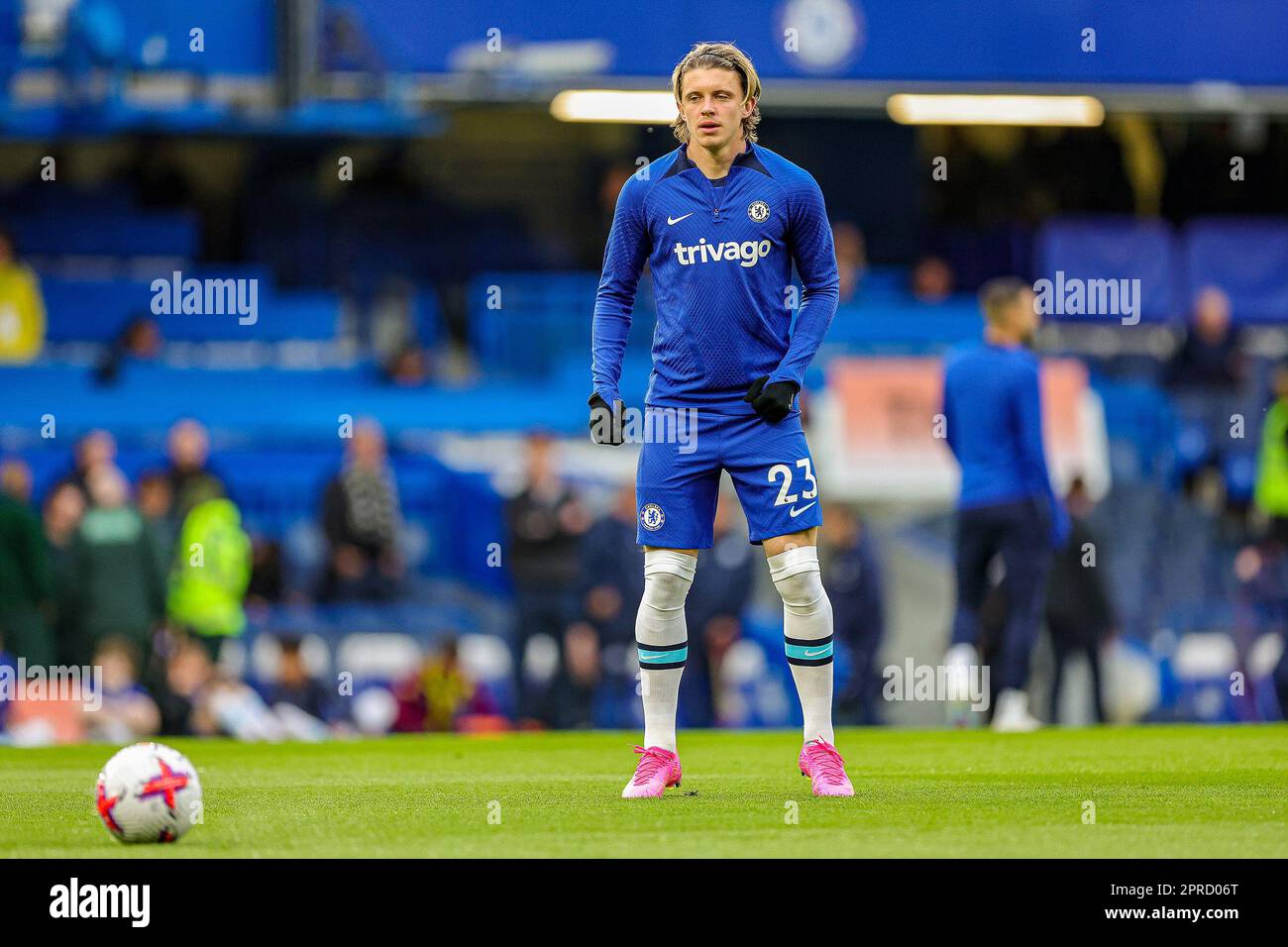 London, England - 26/04/2023, Conor Gallagher (23) of Chelsea warms up during the English championship Premier League football match between Chelsea and Brentford on 26 April 2023 at Stamford Bridge in London, England - Photo: Nigel Keene/DPPI/LiveMedia Stock Photo