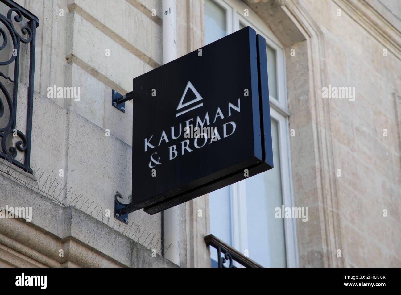 lyon , Aura France 04 24 2023 Kaufman & Broad office sign brand and