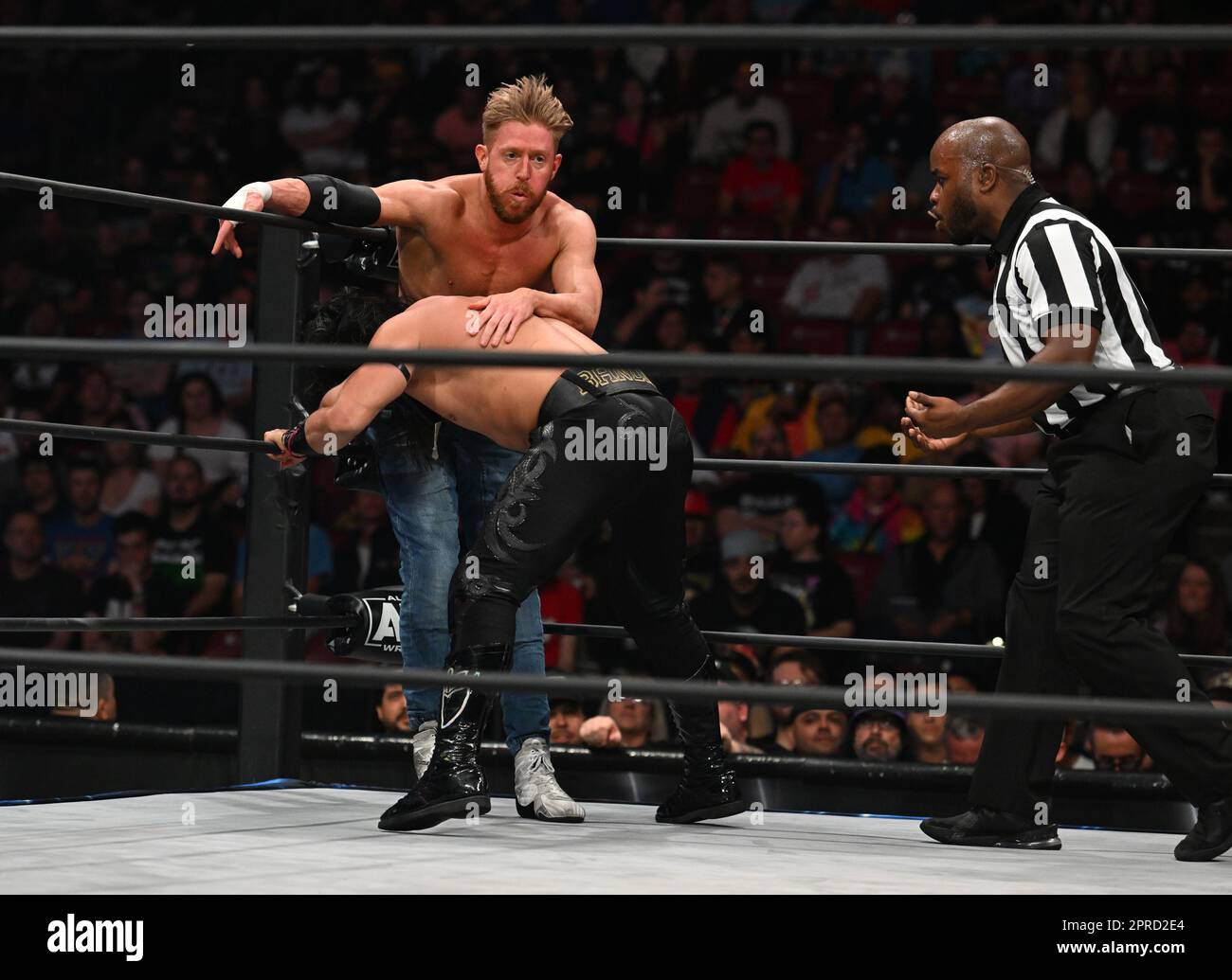 Sunrise FL, USA. 26th Apr, 2023. Orange Cassidy Vs Bandido during The AEW Wrestling Dynamite at The FLA Live Arena on April 26, 2023 in Sunrise, Florida. Credit: Mpi04/Media Punch/Alamy Live News Stock Photo