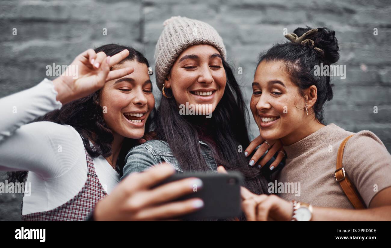 Group sisters hi-res stock photography and images - Alamy