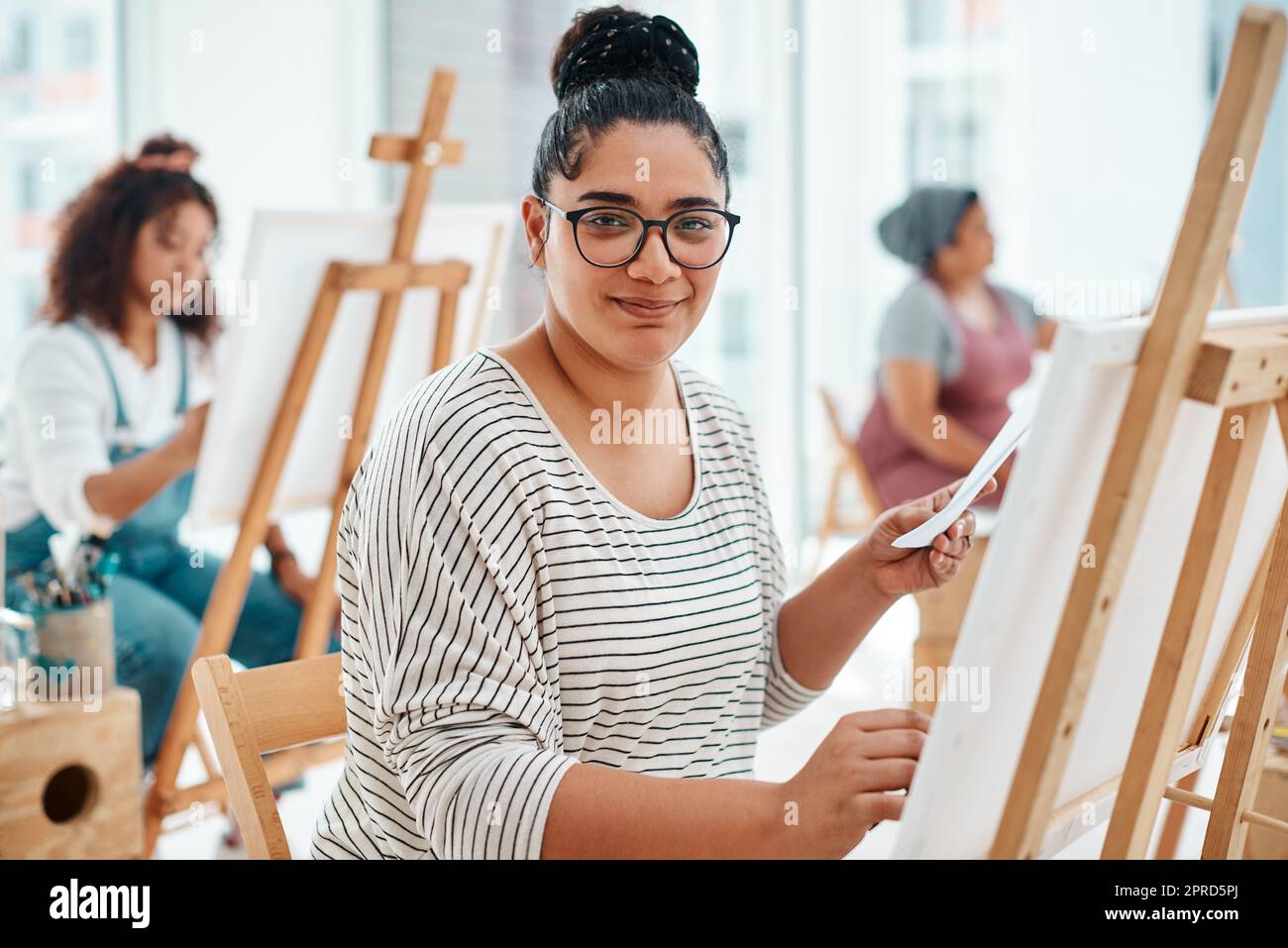 Friends in art class painting hires stock photography and images Alamy