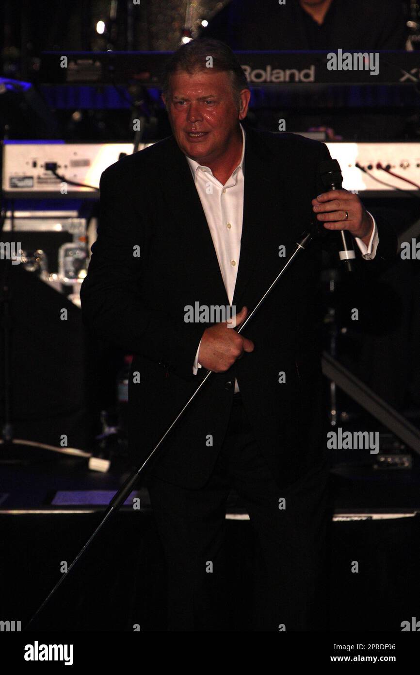 John Farnham commences his ‘John Farnham Live!’ series of concert dates