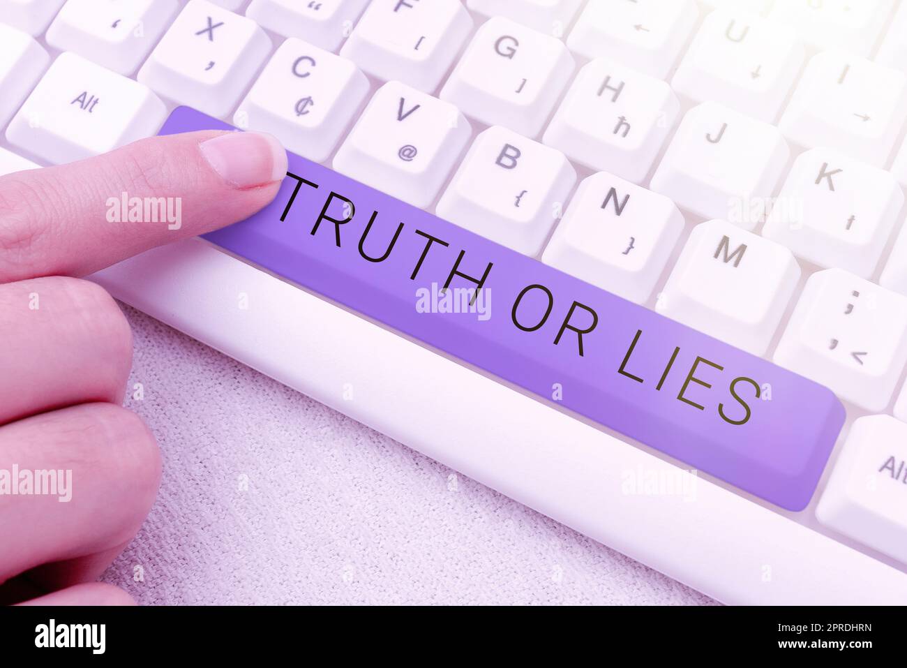 Conceptual display Truth Or Lies. Word for Decide between a fact or