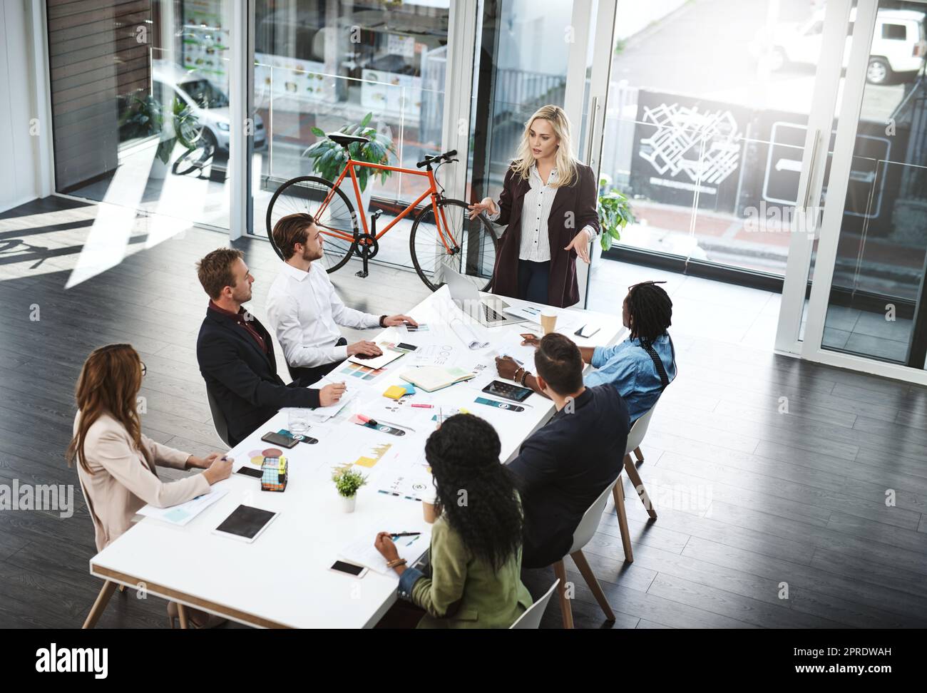 Work status hi-res stock photography and images - Alamy