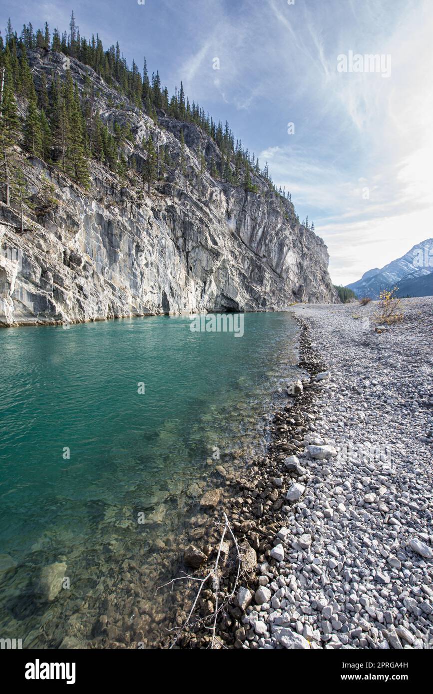 Clear lakes hi-res stock photography and images - Alamy