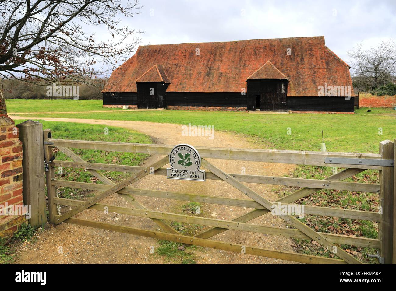 The Grange Barn in Coggeshall village, Essex, England Stock Photo Alamy