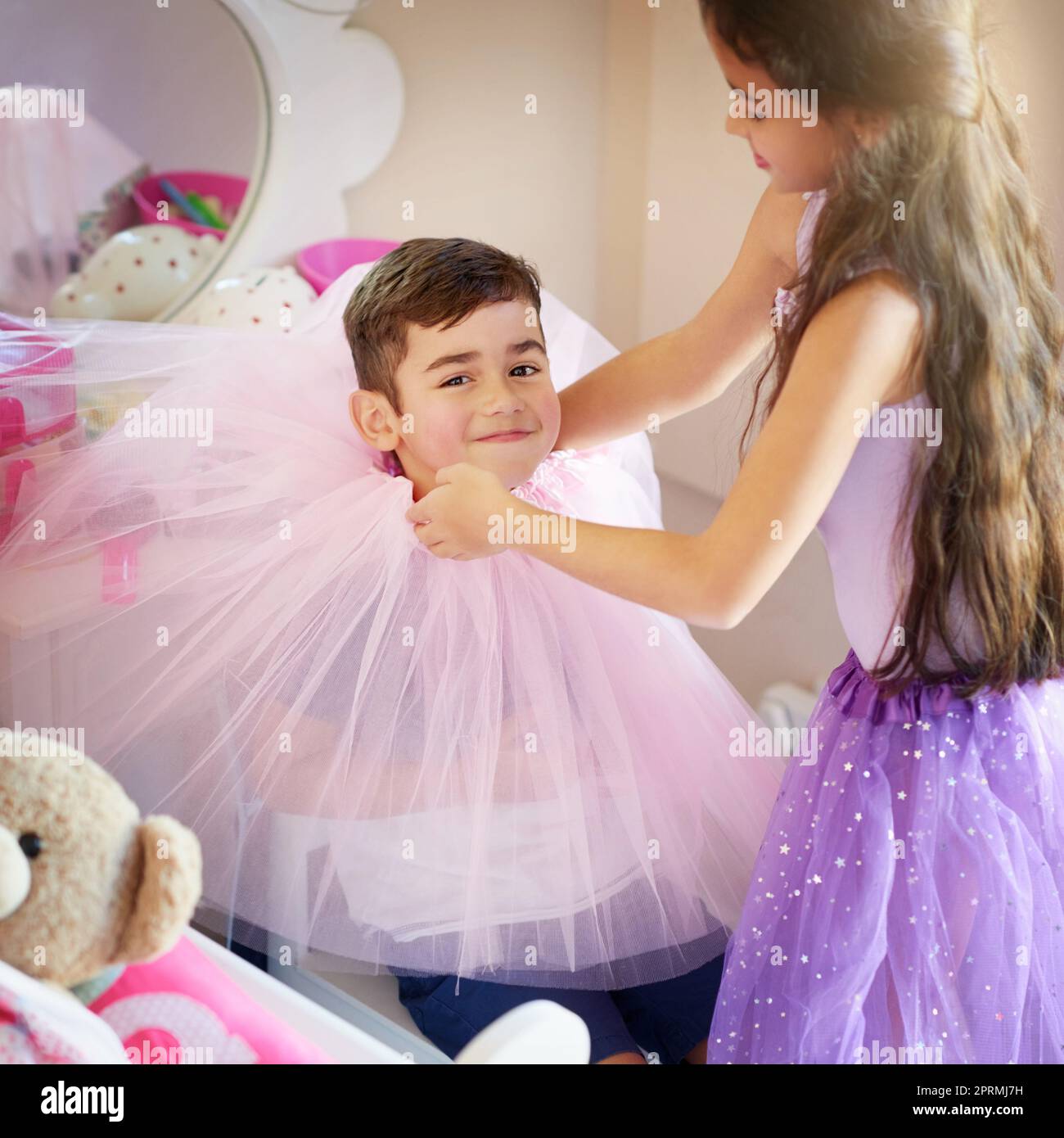 Dress up and boy and girl hi res stock photography and images Alamy