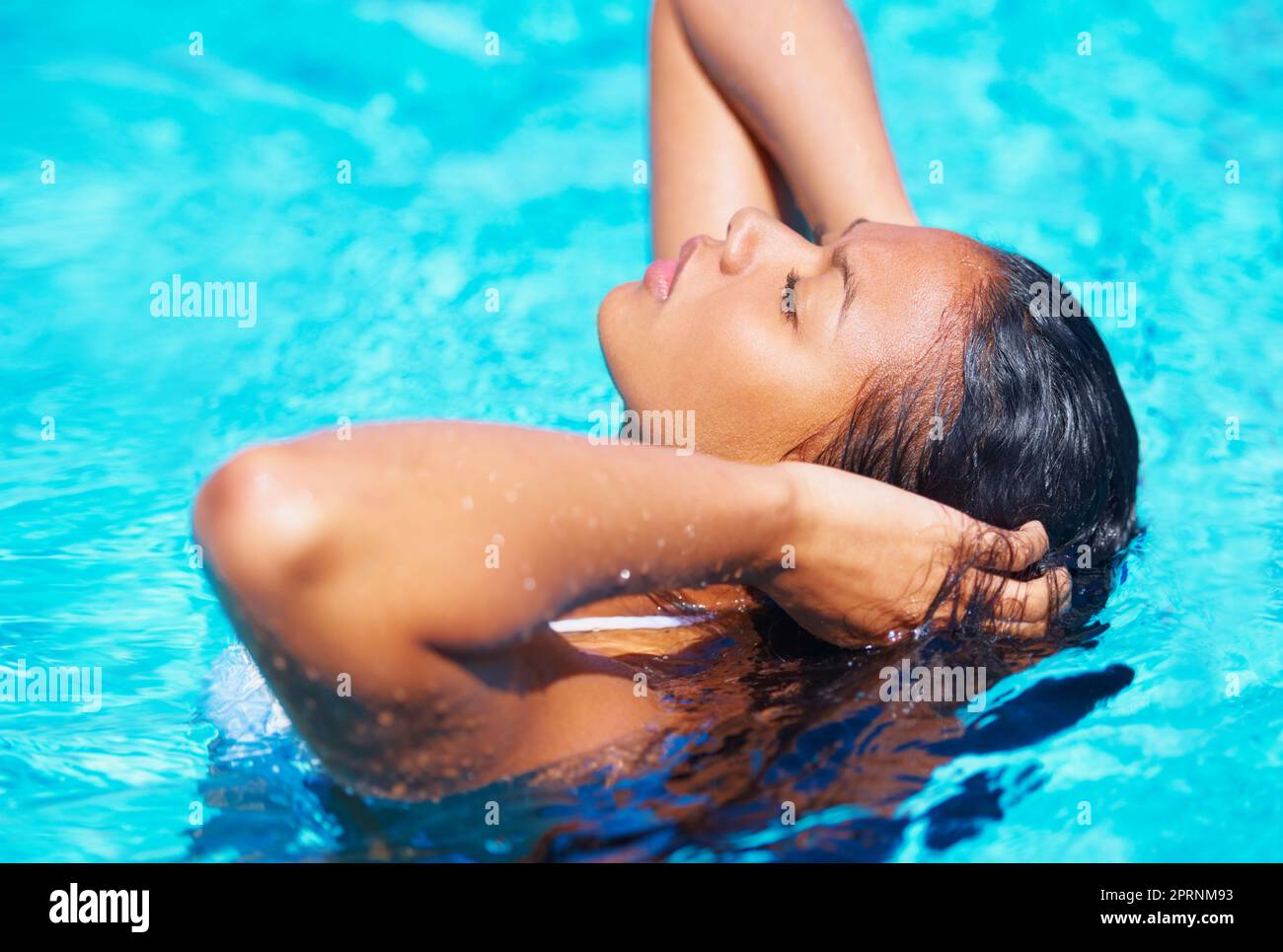 Pretty woman in blue bikini hi-res stock photography and images - Page 9 -  Alamy