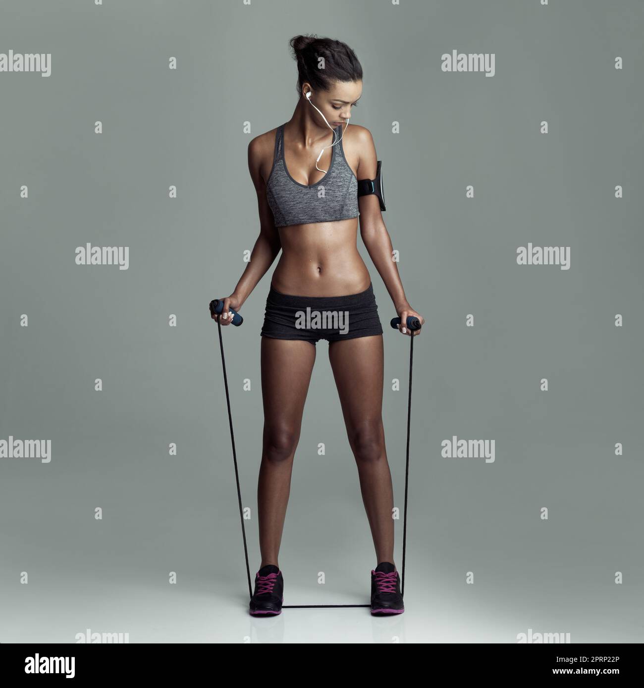 Woman resistance band hi-res stock photography and images - Page 23 - Alamy