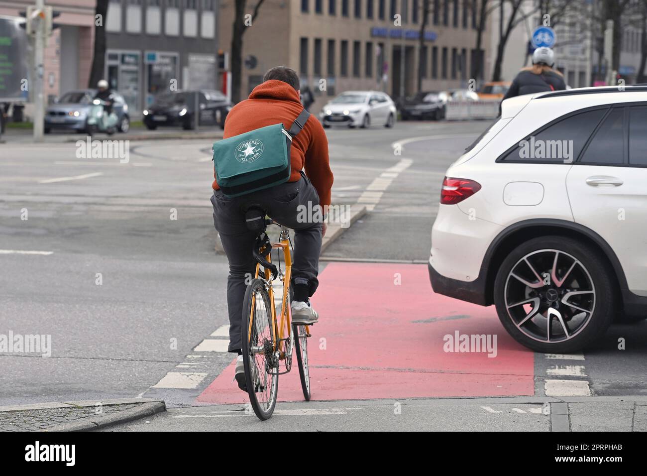 Munich, Deutschland. 26th Apr, 2023. Cyclists ride their bikes, bikes