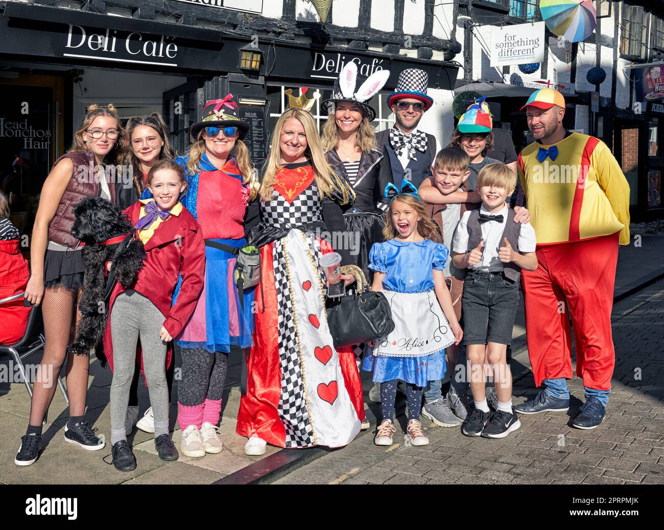 Fancy dress costume hi res stock photography and images Page 2 Alamy
