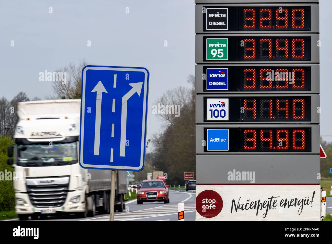 Trebechovice Pod Orebem, Czech Republic. 27th Apr, 2023. Benzina gas station in Trebechovice pod Orebem, Czech Republic, April 27, 2023. Fuel in the Czech Republic has become cheaper by tens of pennies over the past week. Credit: David Tanecek/CTK Photo/Alamy Live News Stock Photo