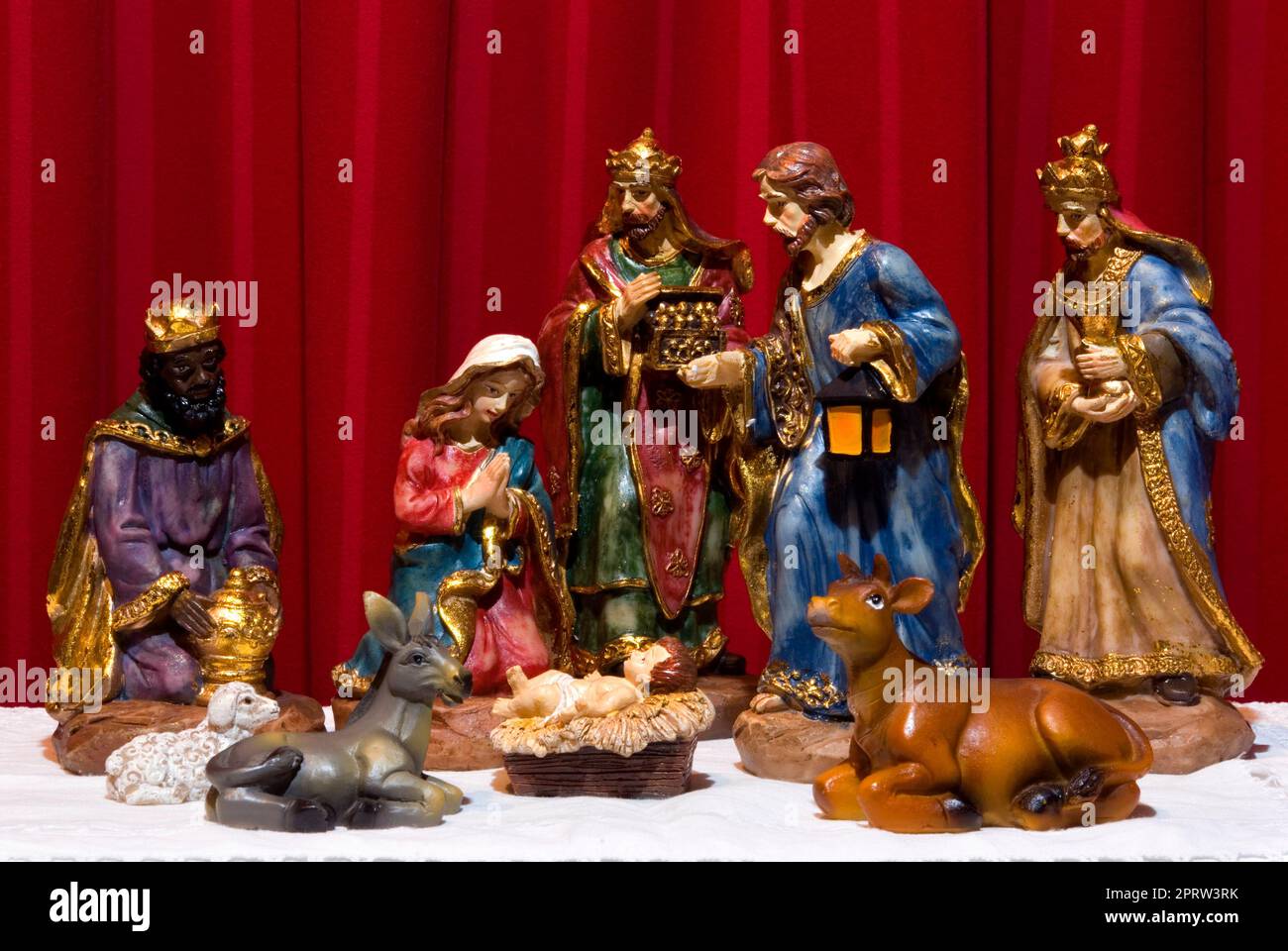 Christmas nativity scene donkey hi-res stock photography and images - Alamy