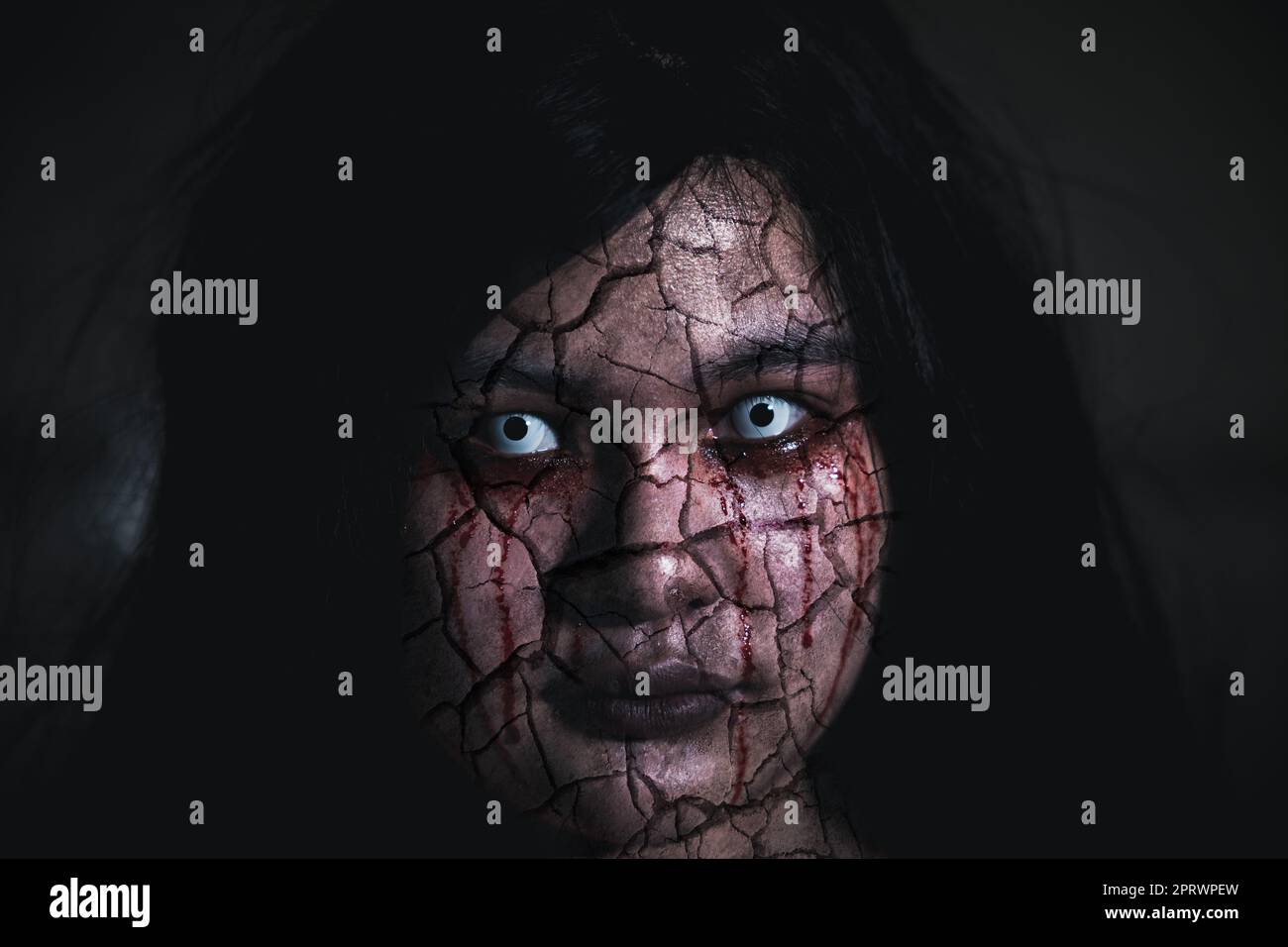 Vampire Cry Hi res Stock Photography And Images Alamy