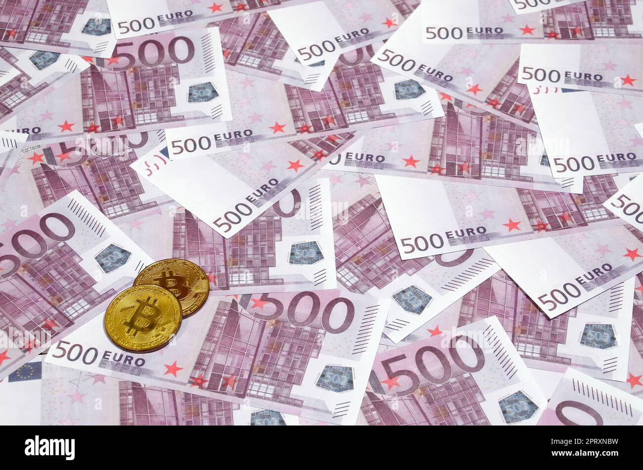 Five hundred notes hi-res stock photography and images - Page 8 - Alamy