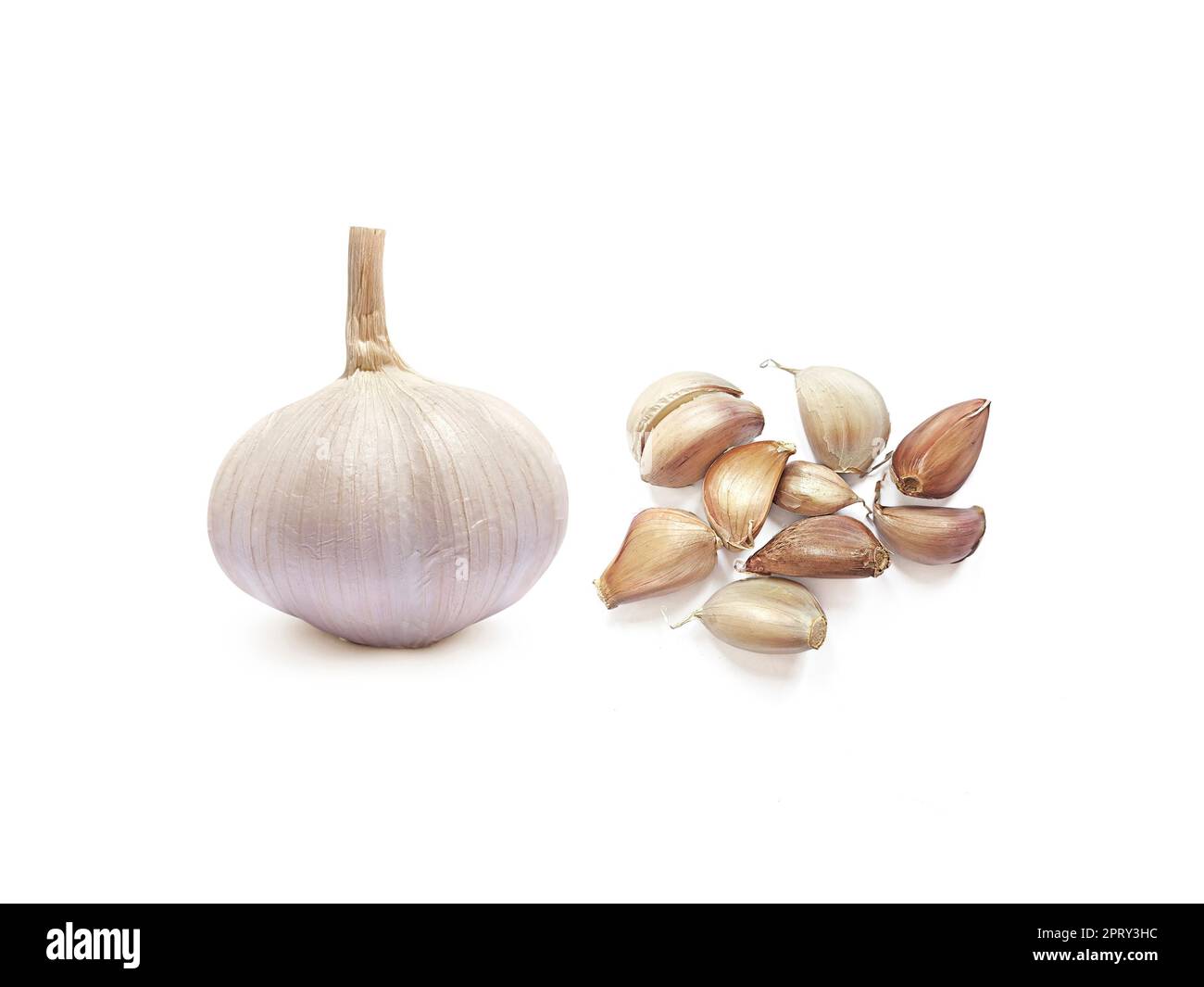 garlic cloves isolated on white background Stock Photo - Alamy