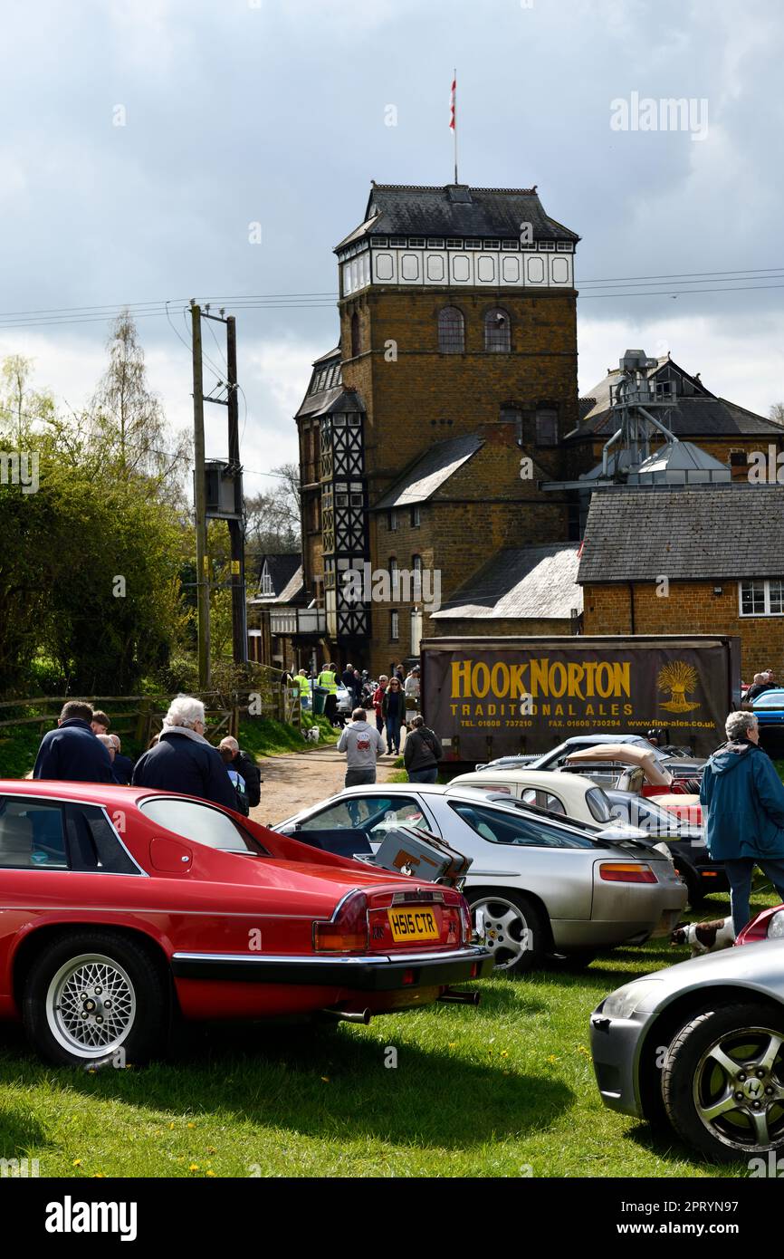 Xjs hi res hi-res stock photography and images - Alamy