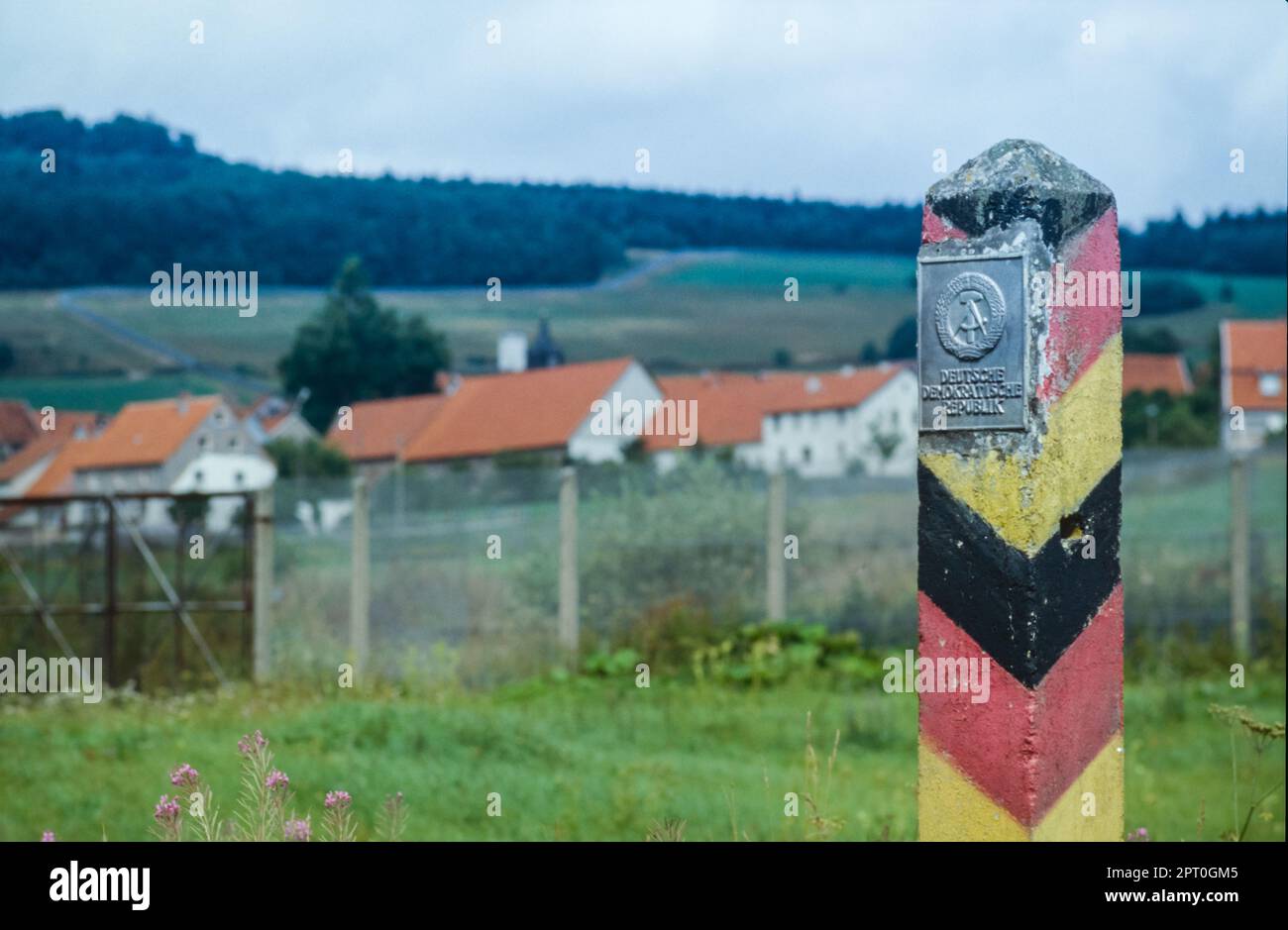 DDR Grenzöffnung November 1989 Stock Photo - Alamy