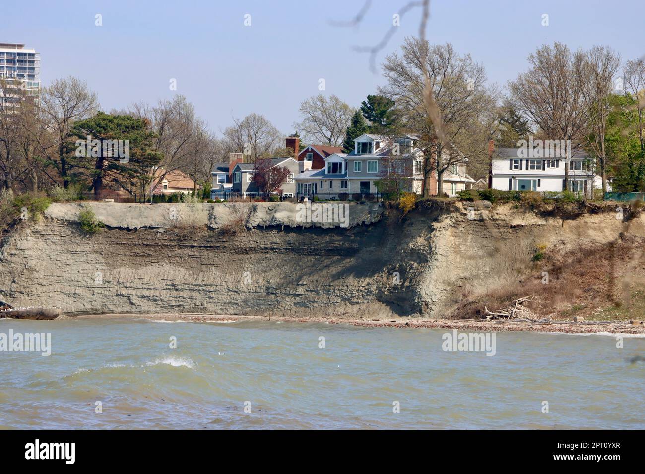 Buildings on top of eroding coastline of Lake Erie in Lakewood west of Cleveland Stock Photo
