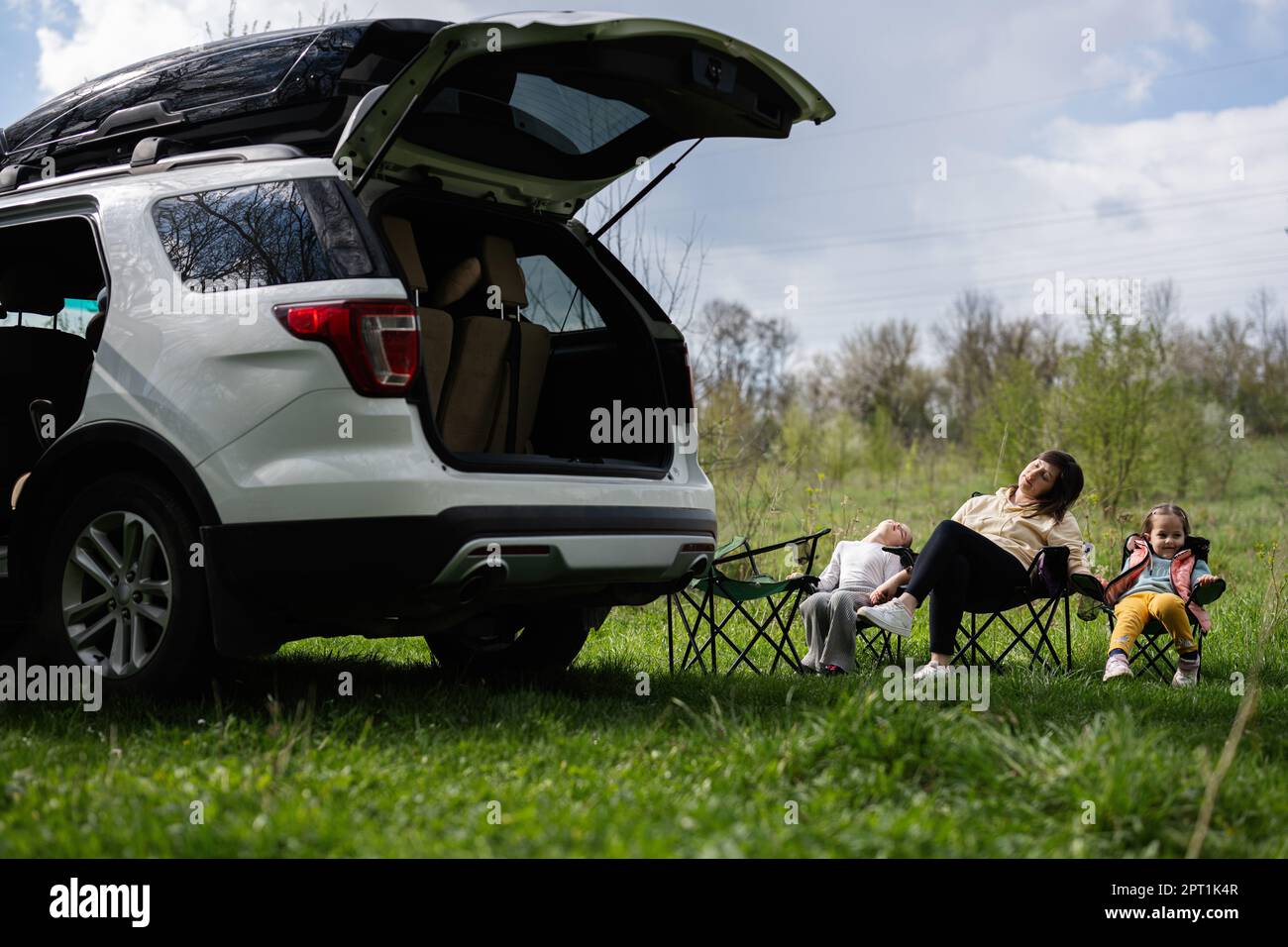 Happy mother daughters picnic hi-res stock photography and images - Alamy