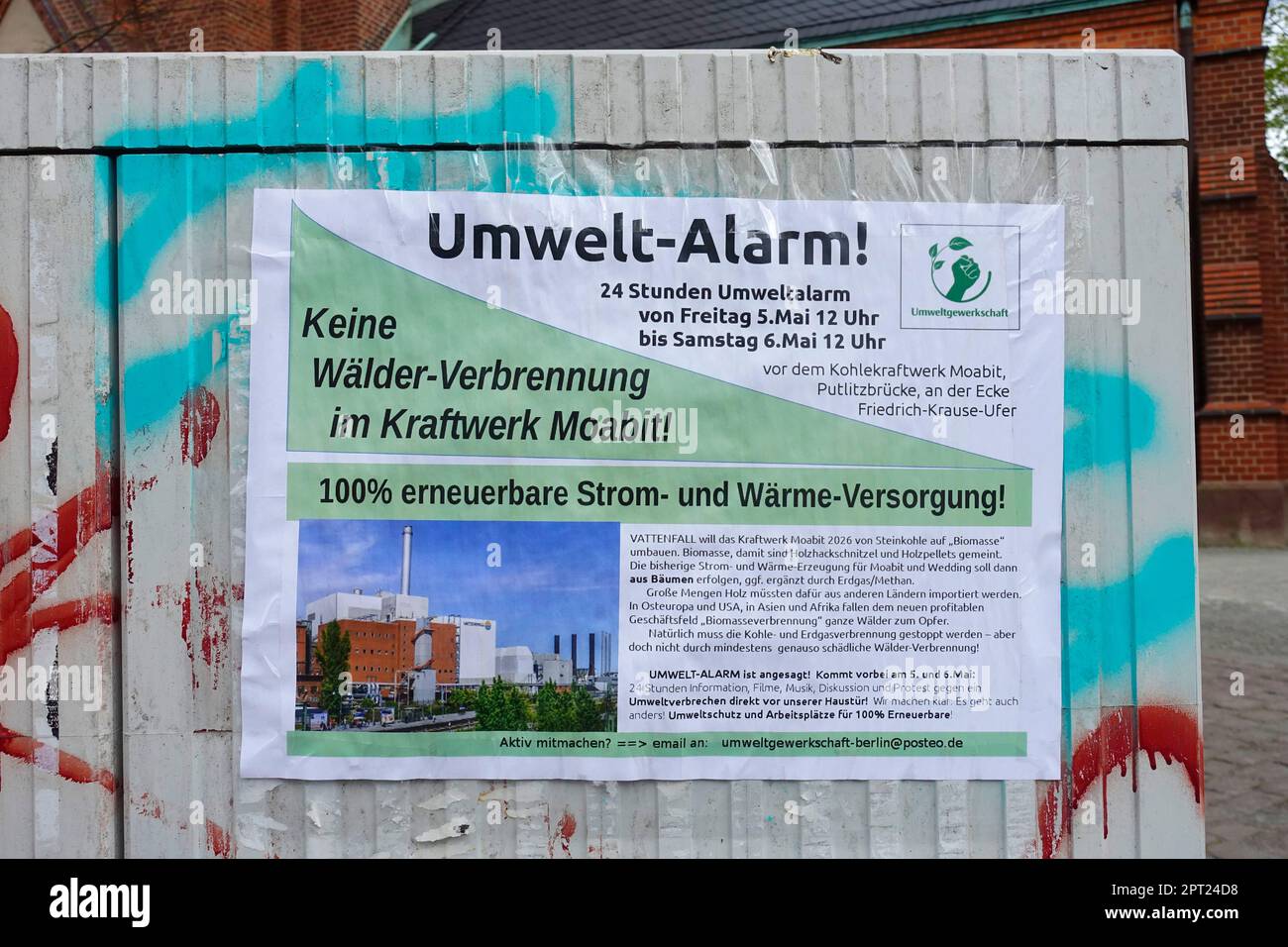 Environmental alarm, poster of Umweltgewerkschaft, Berlin, Germany Stock Photo