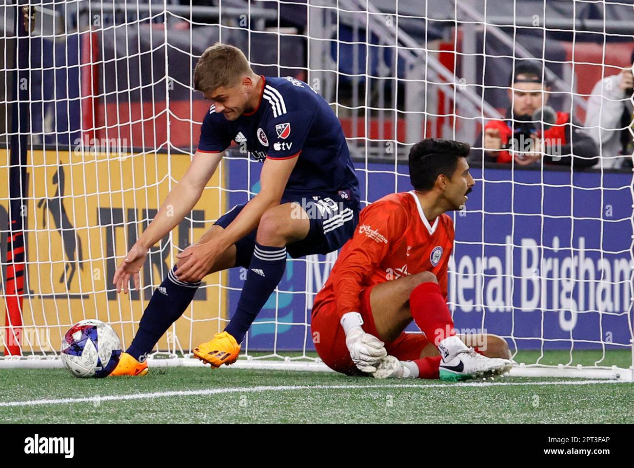 FOXBOROUGH, MA - APRIL 25: New England Revolution forward Justin ...