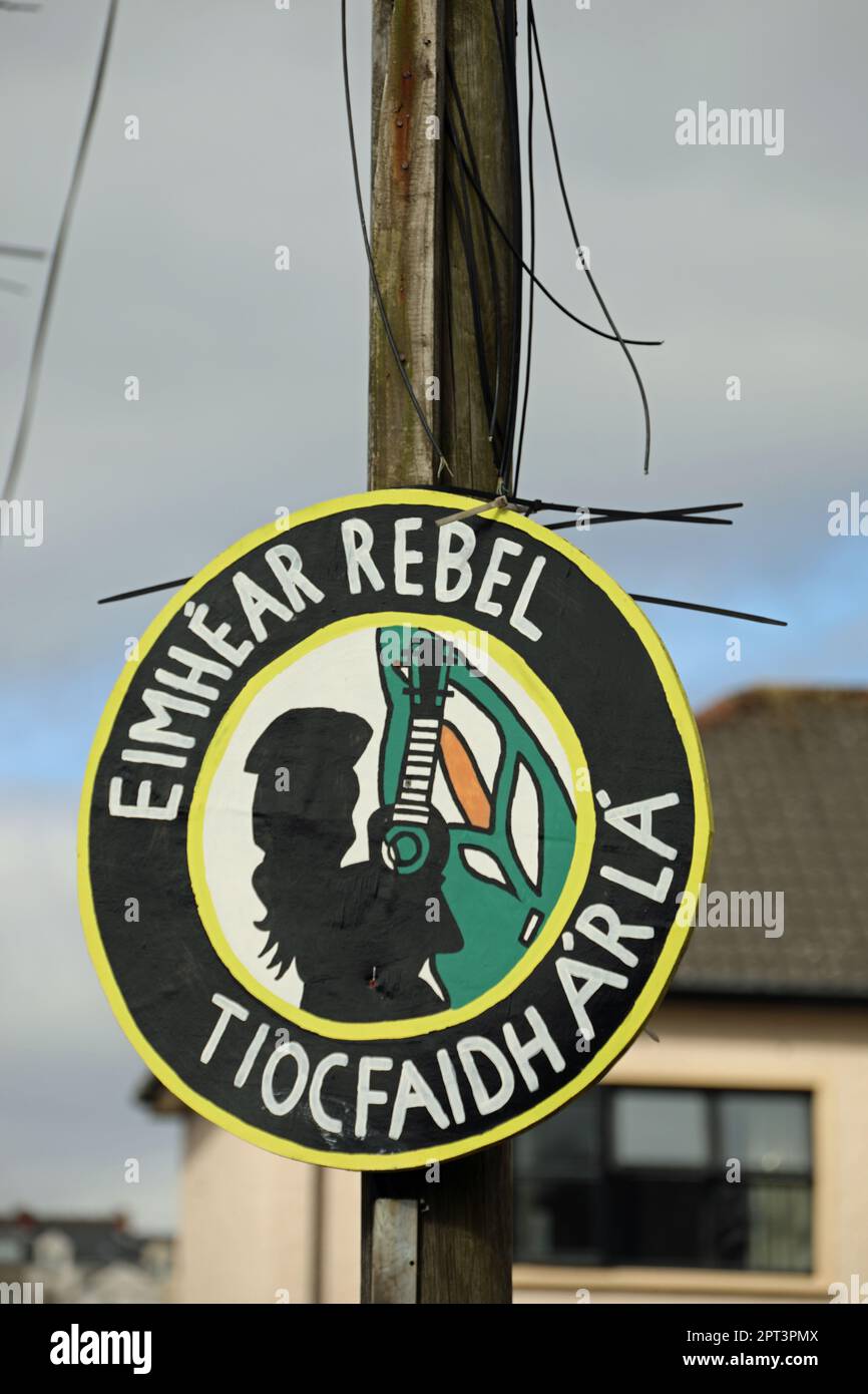 Irish Republican poster in Derry Stock Photo Alamy