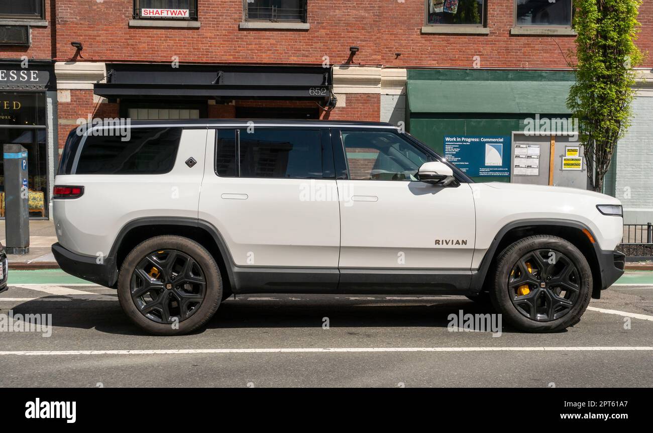 A Rivian Automotive R1S sport utility vehicle is parked in the Meatpacking District in New York on Sunday, April 23, 2023. (© Richard B. Levine) Stock Photo