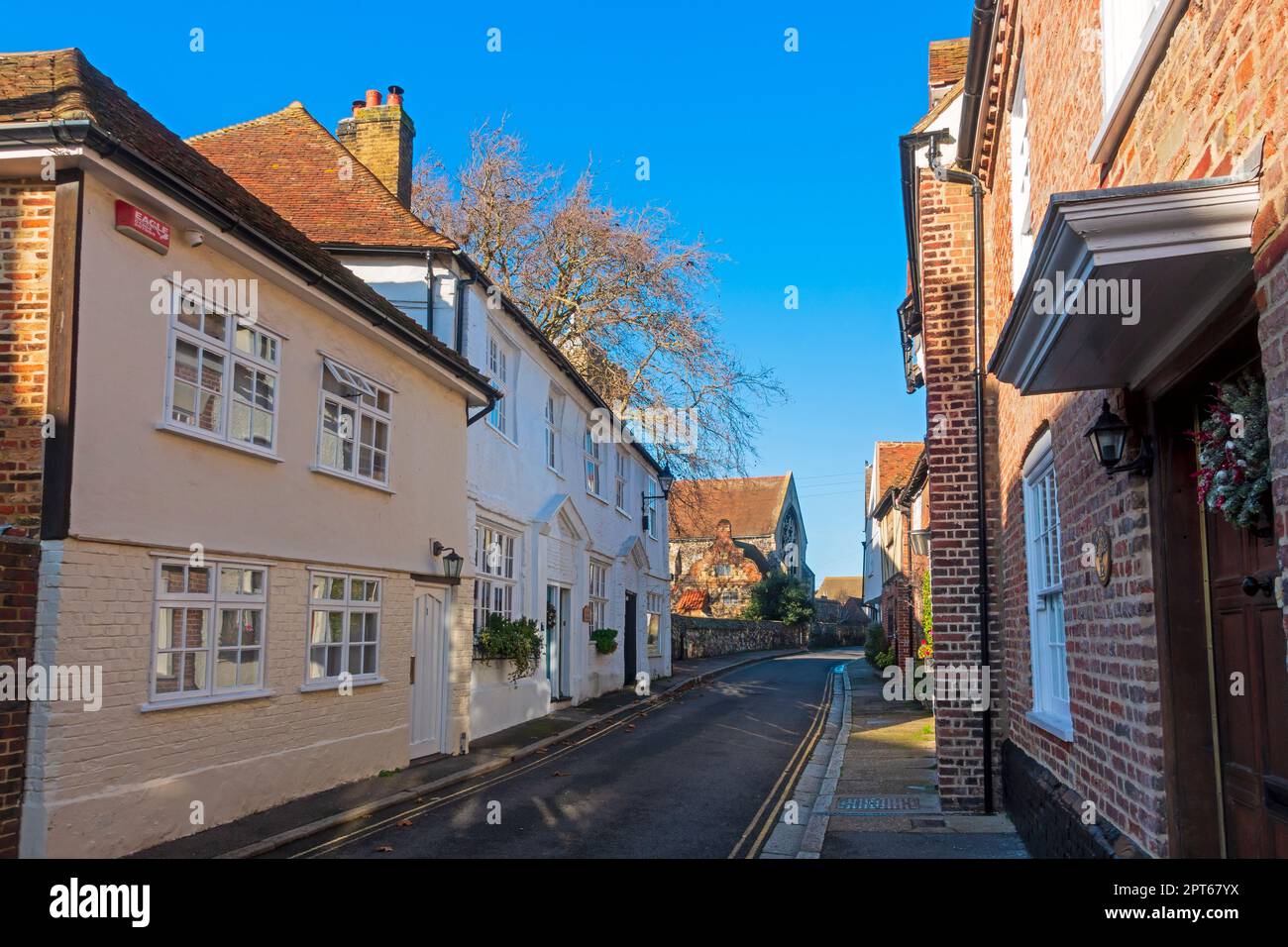 Sandwich, Kent. Historic houses on St Peter's Street Stock Photo Alamy