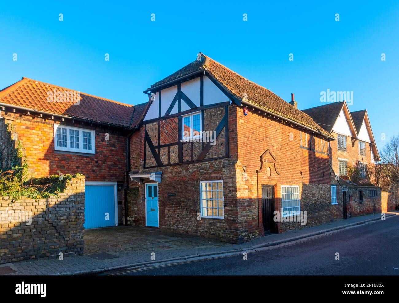 Sandwich, Kent. Giles Quay, 46A Strand Street. Historic house dating from the 17th and 18th century. Stock Photo