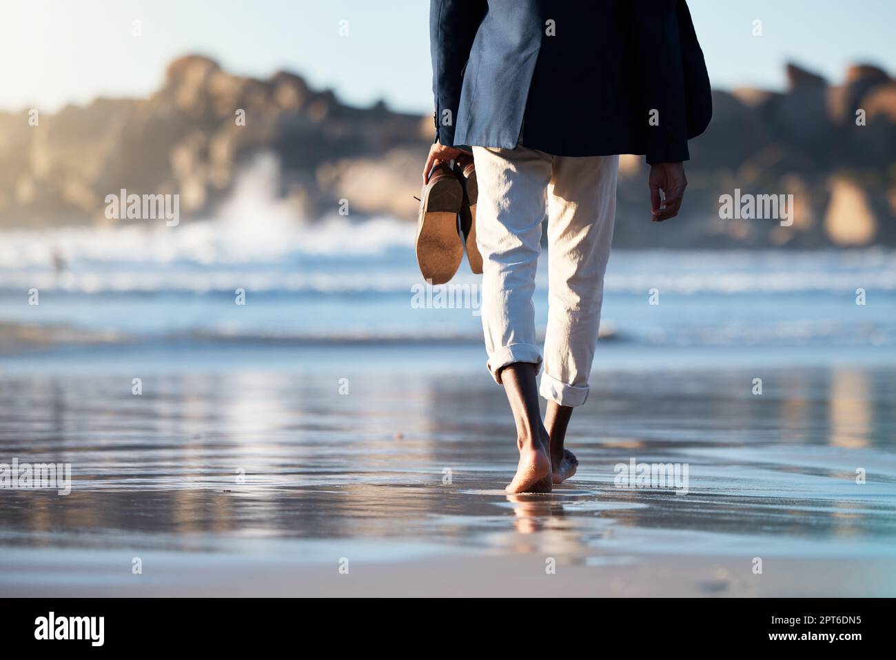 Shoes for walking shop in the sea
