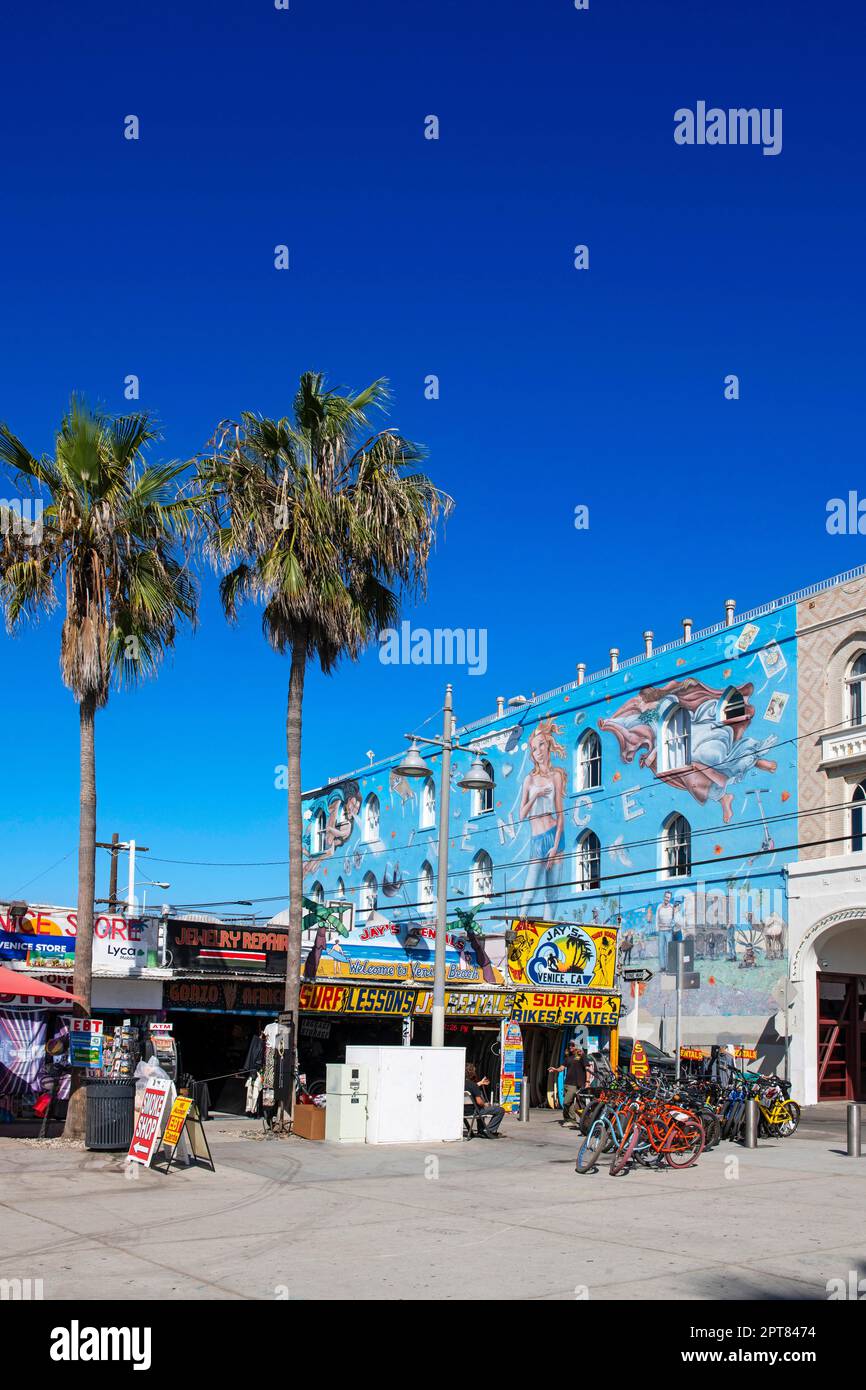 Venice beach roller hi-res stock photography and images - Alamy