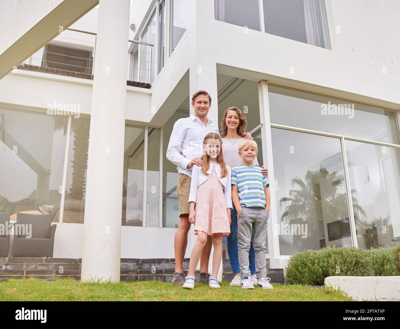 Wealthy Family With Kids Wealthy Family With Kids