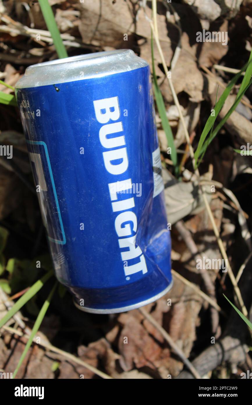 Bud light can with a dent litter at Algonquin Roads in Des Plaines, Illinois Stock Photo