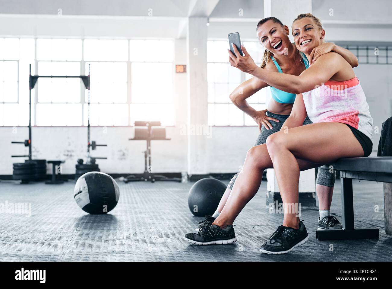 Gym workout candid hi-res stock photography and images - Page 33 - Alamy