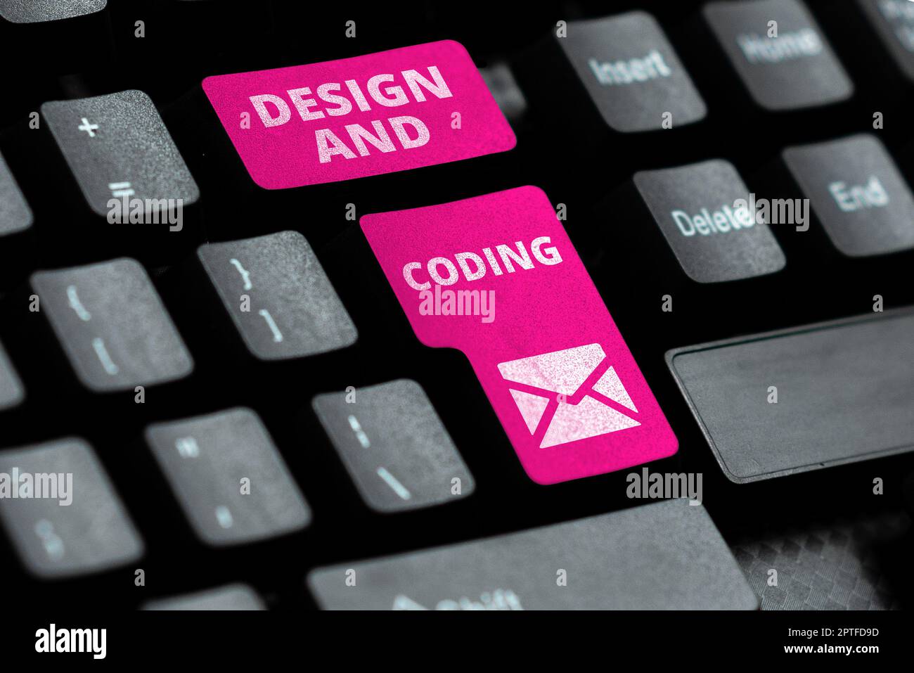 Handwriting text Design And Coding, Concept meaning HTML and programming, Cross platform development website Stock Photo