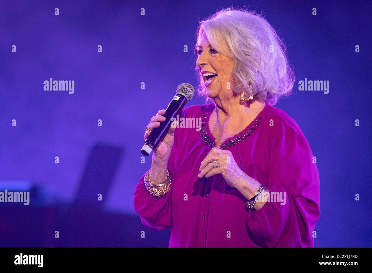 Huntsville, United States. 25th Apr, 2023. Chef Paula Deen performs at