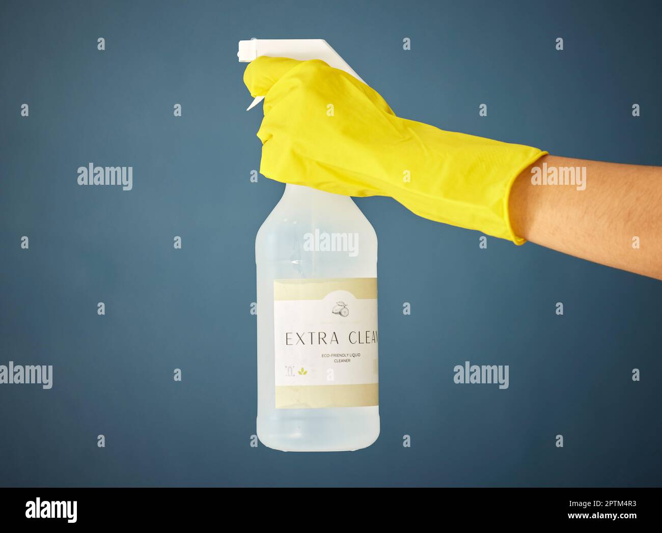 Cleaner hand, glove and product for cleaning, hygiene and cleaning