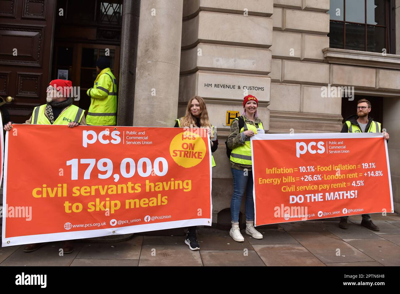 London, England, UK. 28th Apr, 2023. The official PCS picket line outside the Department for